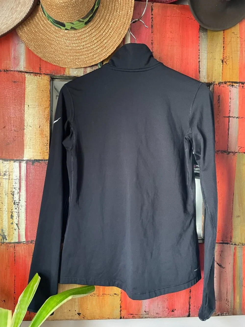 Nike Dri-FIT Half-Zip Pullover in Black — Size M